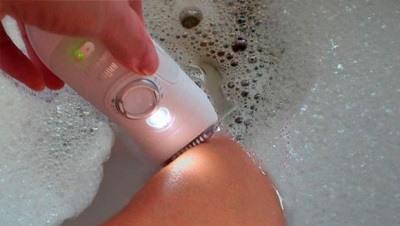 Wet use epilator.